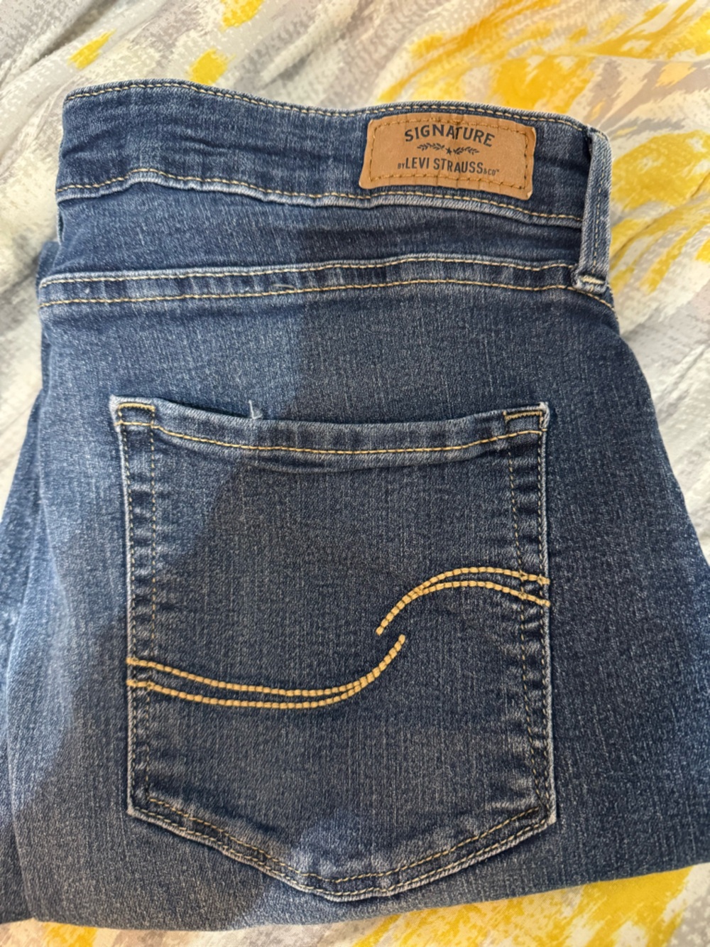 Classic Blue Denim Jeans Levi Strauss
